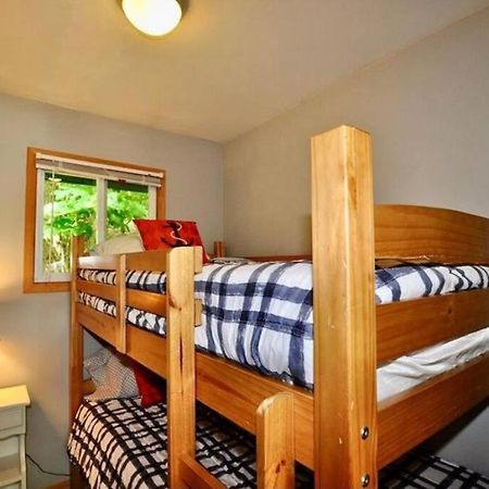 Muskoka Manor Villa Dwight Екстериор снимка